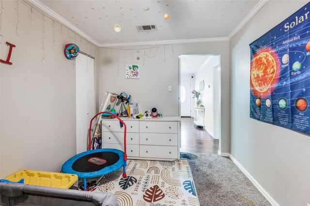 3551 Reeves Street, North Richland Hills, TX 76117