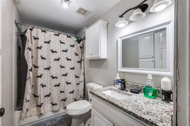 3551 Reeves Street, North Richland Hills, TX 76117