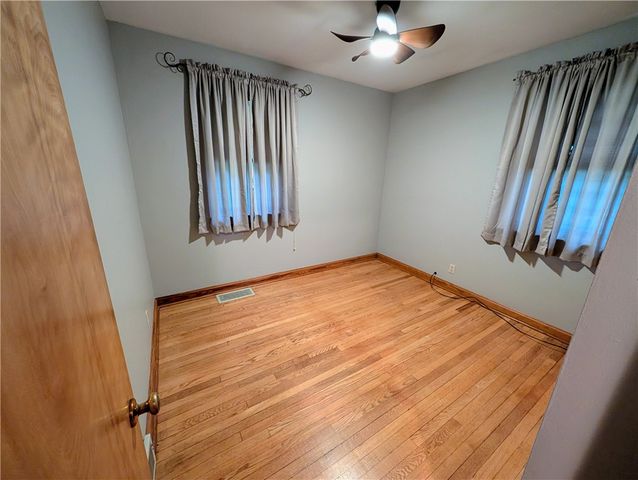 112 Patti Ln, Hopewell Twp, PA 15001