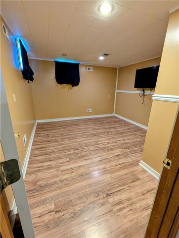 112 Patti Ln, Hopewell Twp, PA 15001