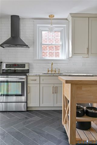 1709 W Laburnum Ave, Richmond, VA 23227