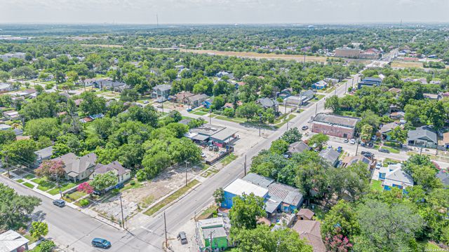700 PORTER ST, San Antonio, TX 78210