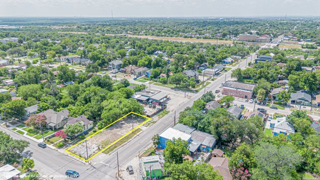 700 PORTER ST, San Antonio, TX 78210