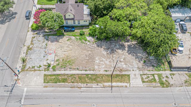 700 PORTER ST, San Antonio, TX 78210