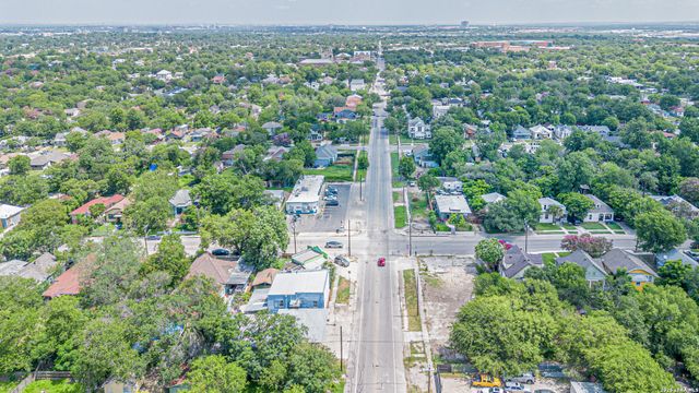 700 PORTER ST, San Antonio, TX 78210