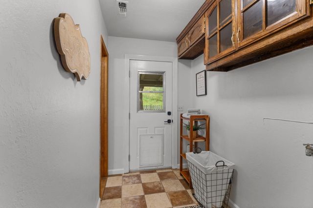 4550 Placer Road, Redding, CA 96001