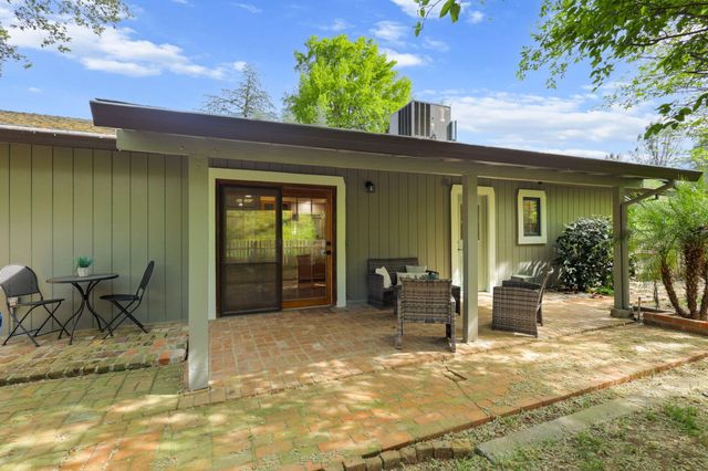 4550 Placer Road, Redding, CA 96001