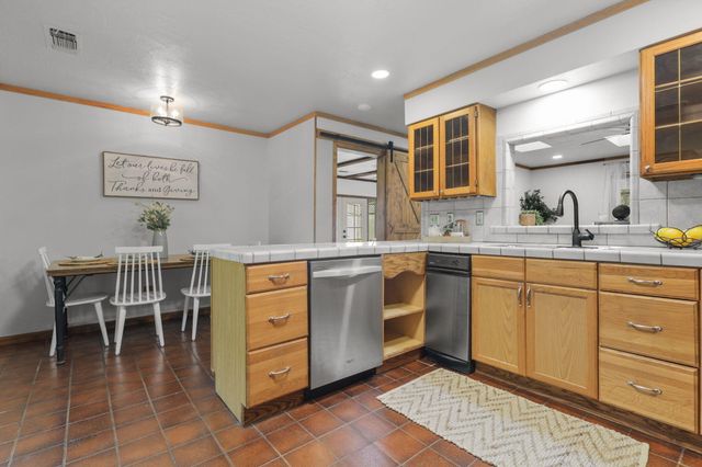 4550 Placer Road, Redding, CA 96001