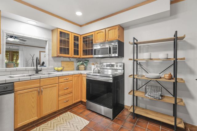 4550 Placer Road, Redding, CA 96001