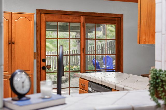 4550 Placer Road, Redding, CA 96001