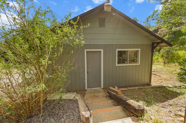 4550 Placer Road, Redding, CA 96001