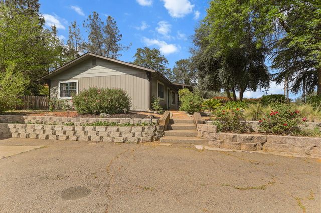 4550 Placer Road, Redding, CA 96001