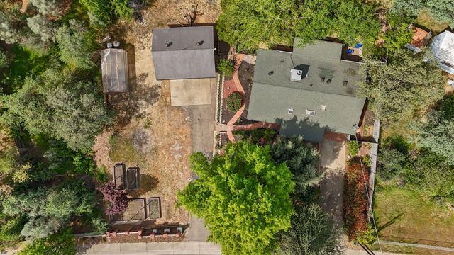 4550 Placer Road, Redding, CA 96001