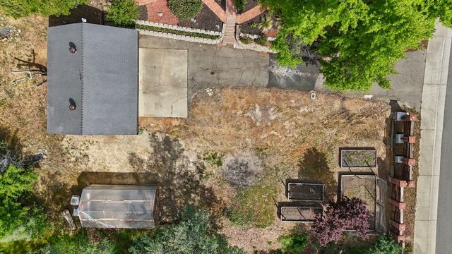 4550 Placer Road, Redding, CA 96001