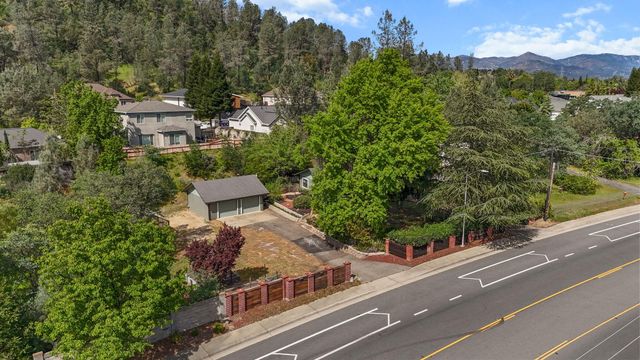 4550 Placer Road, Redding, CA 96001