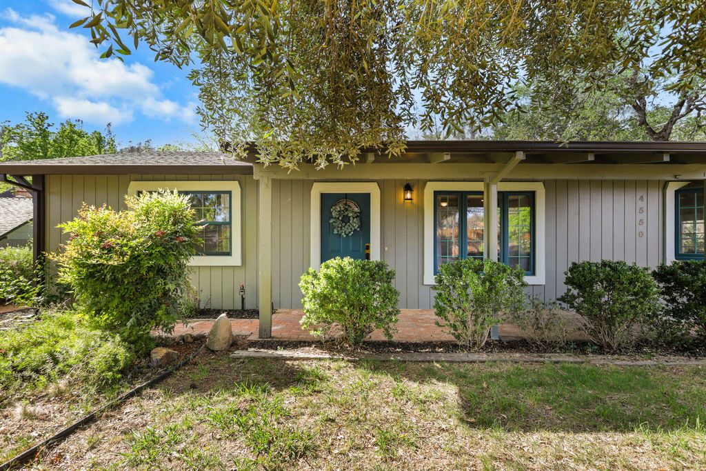 4550 Placer Road, Redding, CA 96001
