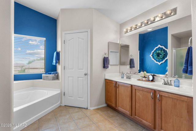 568 W Chatfield Street, Vail, AZ 85641