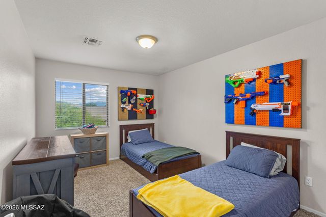 568 W Chatfield Street, Vail, AZ 85641