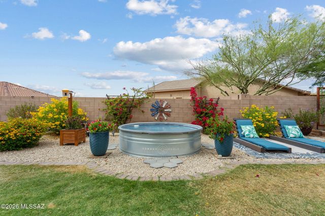 568 W Chatfield Street, Vail, AZ 85641
