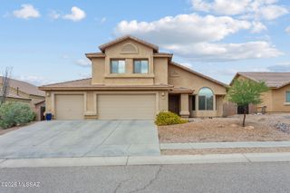 568 W Chatfield Street, Vail, AZ 85641