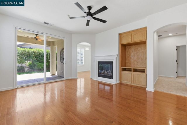 1118 Jonagold Way, Brentwood, CA 94513