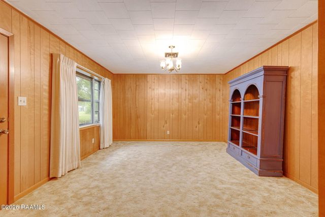 2403 W Schambers Street, Basile, LA 70515