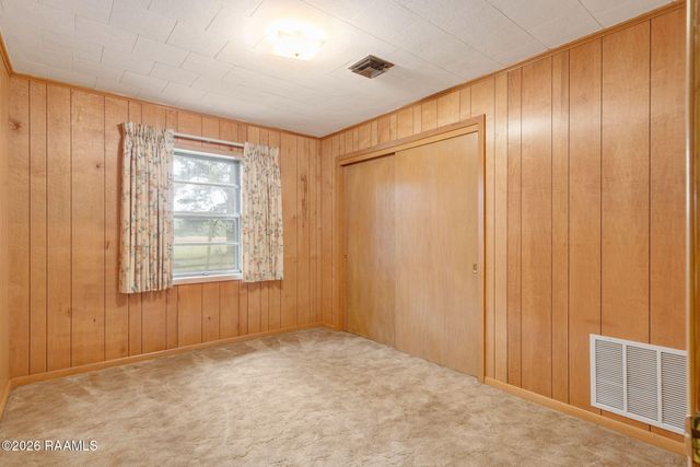 2403 W Schambers Street, Basile, LA 70515