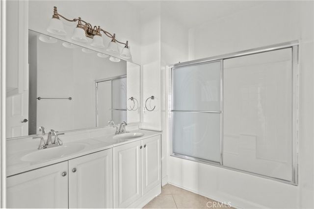 2104 W Avenue J6, Lancaster, CA 93536