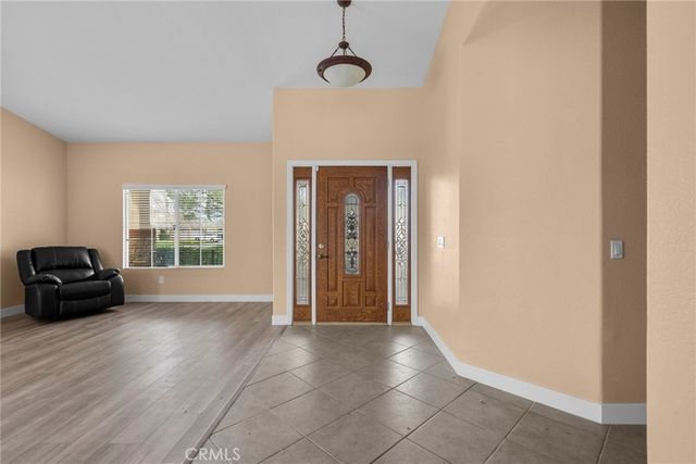 2104 W Avenue J6, Lancaster, CA 93536