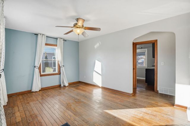 2316 Pacific Street, Davenport, IA 52804