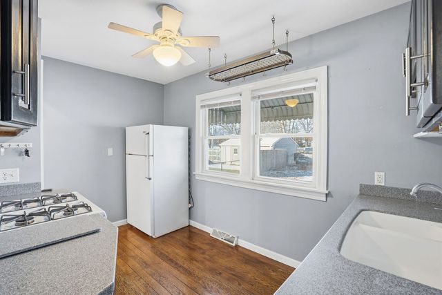 2316 Pacific Street, Davenport, IA 52804