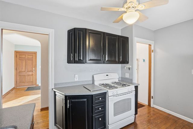 2316 Pacific Street, Davenport, IA 52804