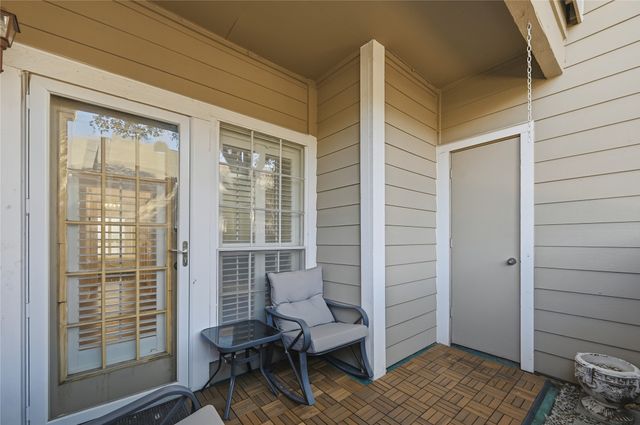 8600 Coppertowne Lane 2004, Dallas, TX 75243