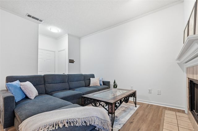 8600 Coppertowne Lane 2004, Dallas, TX 75243