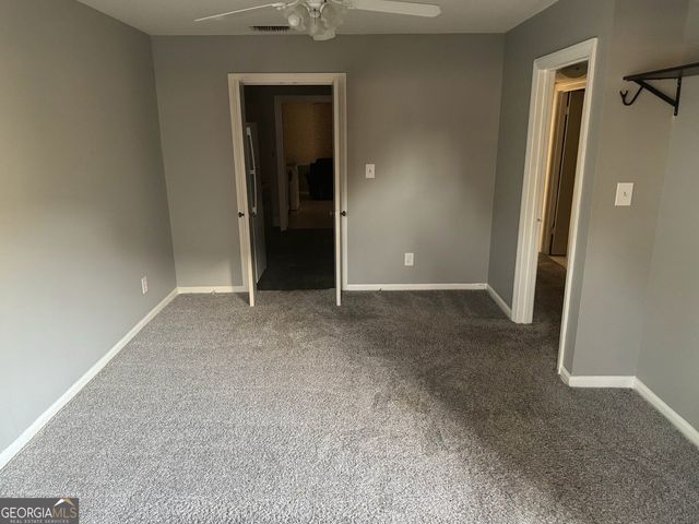 98 Rue Fontaine, Lithonia, GA 30038