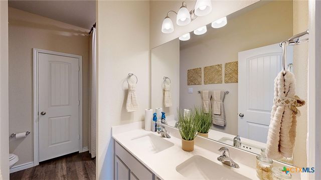 15138 Planeview Drive, Salado, TX 76571