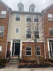 1002 Cavendish Dr, Carmel, IN 46032