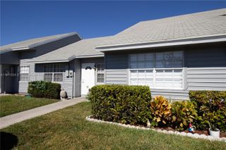 7131 Tam Oshanter Blvd, North Lauderdale, FL 33068