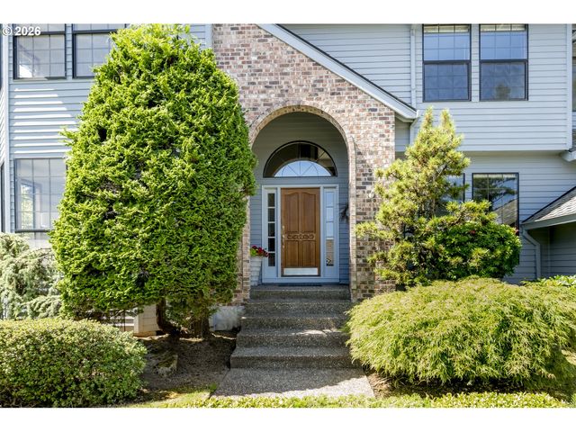1314 STONEHAVEN Dr, West Linn, OR 97068