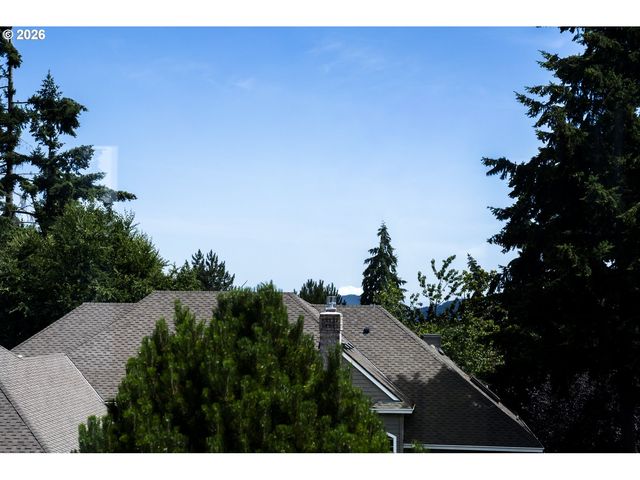 1314 STONEHAVEN Dr, West Linn, OR 97068