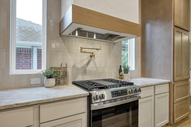 4945 Pleasure Lake Lane, Willis, TX 77318