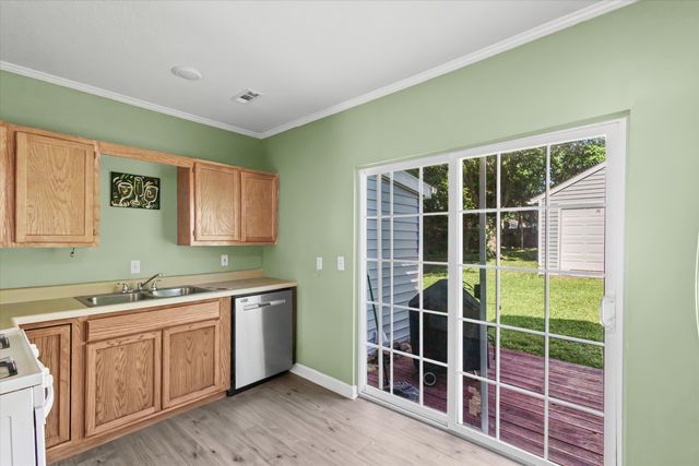 405 ALEXANDER AVE, Columbia, MO 65203