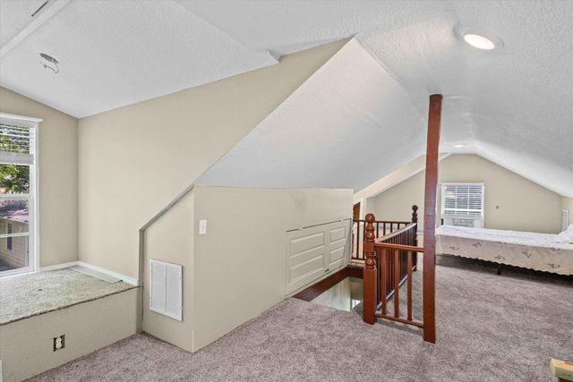 405 ALEXANDER AVE, Columbia, MO 65203