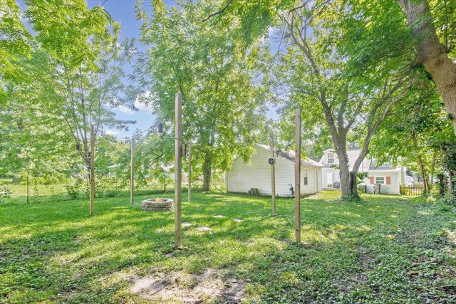 405 ALEXANDER AVE, Columbia, MO 65203