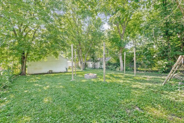 405 ALEXANDER AVE, Columbia, MO 65203