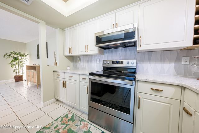 1009 Ashley Avenue, Indian Harbour Beach, FL 32937