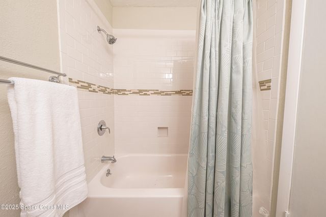1009 Ashley Avenue, Indian Harbour Beach, FL 32937