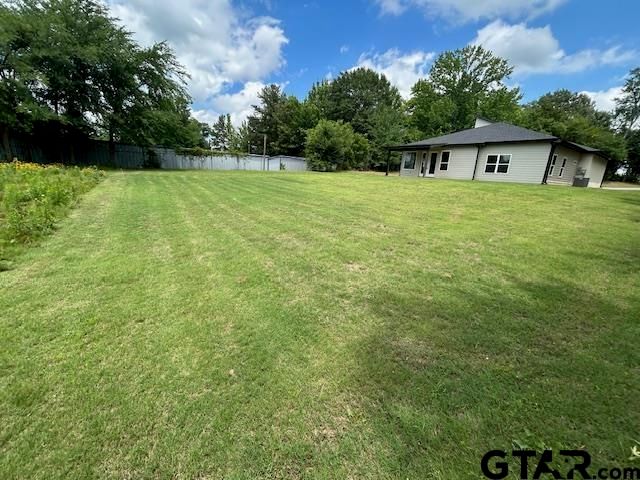1360 Brad Circle, Lindale, TX 75771