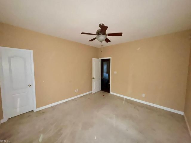 513 Water Lilly RD, Portsmouth, VA 23701