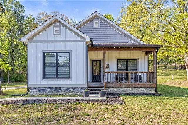 4417 SE Waterlevel Highway, Cleveland, TN 37323